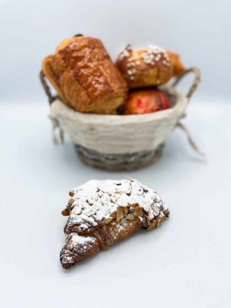 Croissant aux amandes
